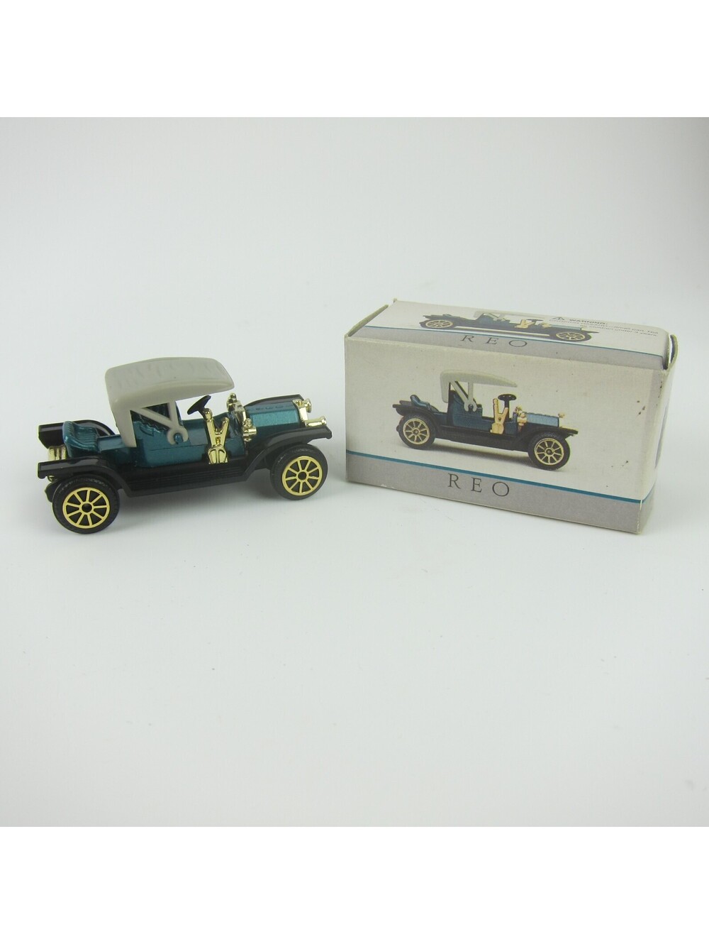 Mini Die-cast Antique Car REO #212 with Box Readers Digest Vintage 1984 RARE